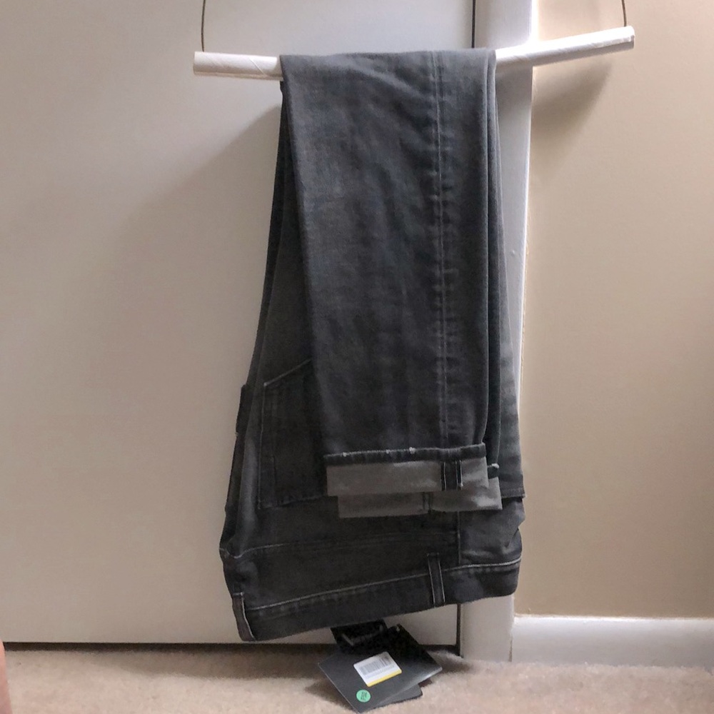 Care label black jeans size 33 slim